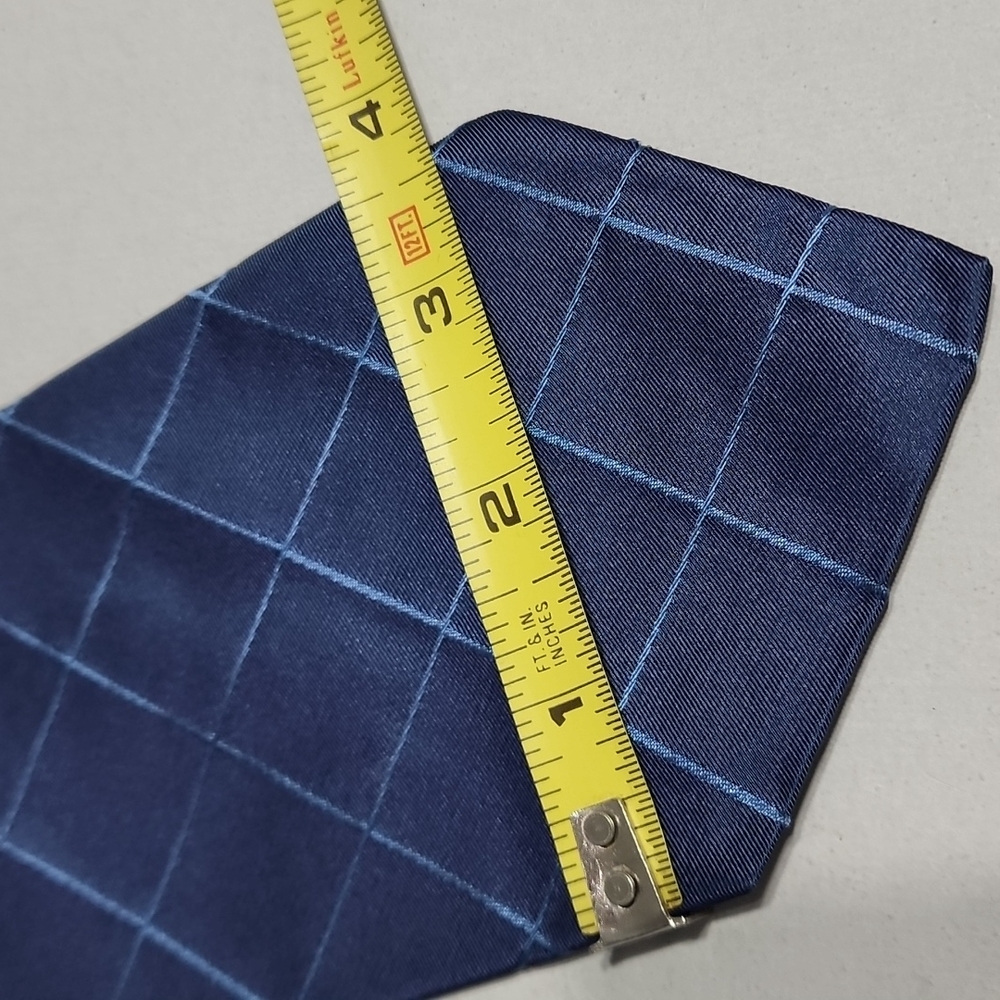 Express Tie - Picture 3 of 4